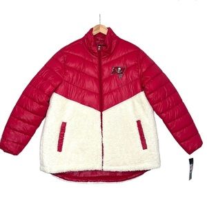 NFL Tampa Bay Buccaneers Puffer Jacket Womens Sz S Red White Quilted Full Zip